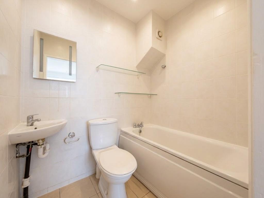 Marlborough Avenue, Edgware, HA8, Edgware